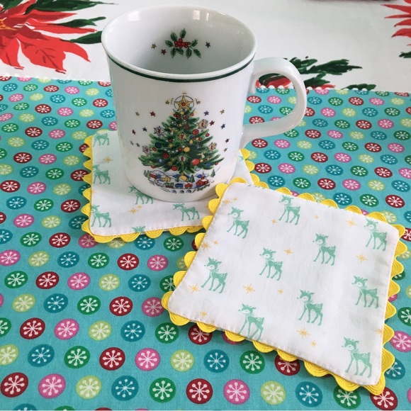 β¨White Mid-century Modern Reindeer Coasters, Hand Made Set of 2β¨ - Picture 4 of 12